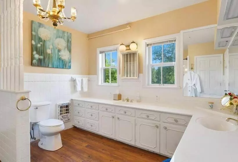 Presidents House B & B