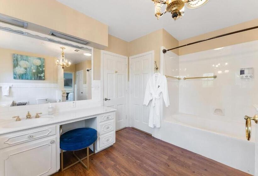 Presidents House B & B