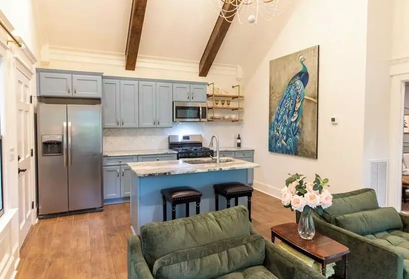 Aamiaismajoitus (B&B) The Jarvis At 220