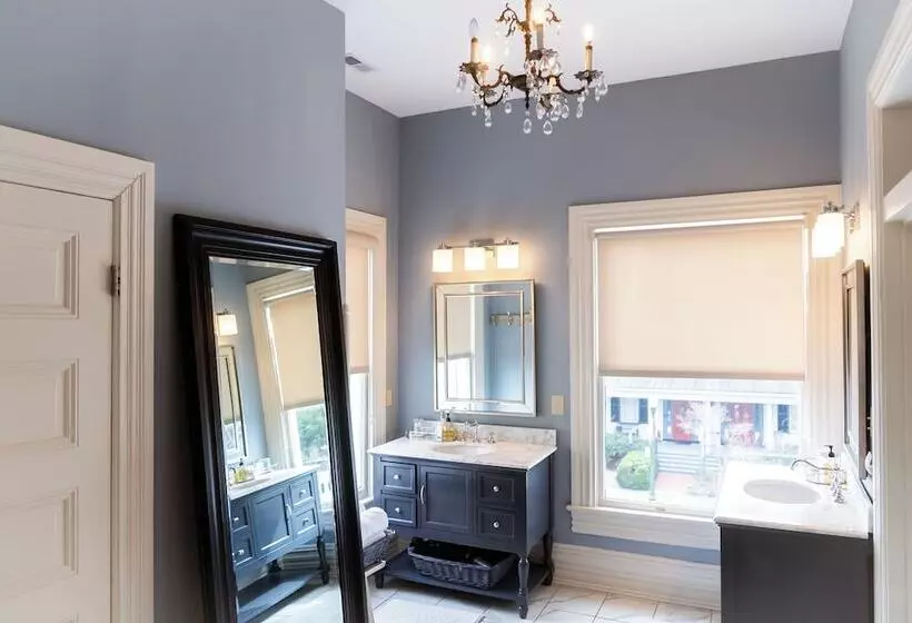 Aamiaismajoitus (B&B) The Jarvis At 220