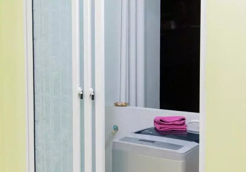 تختخواب و صبحانه Tourist Inn