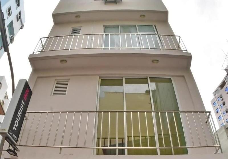 تختخواب و صبحانه Tourist Inn