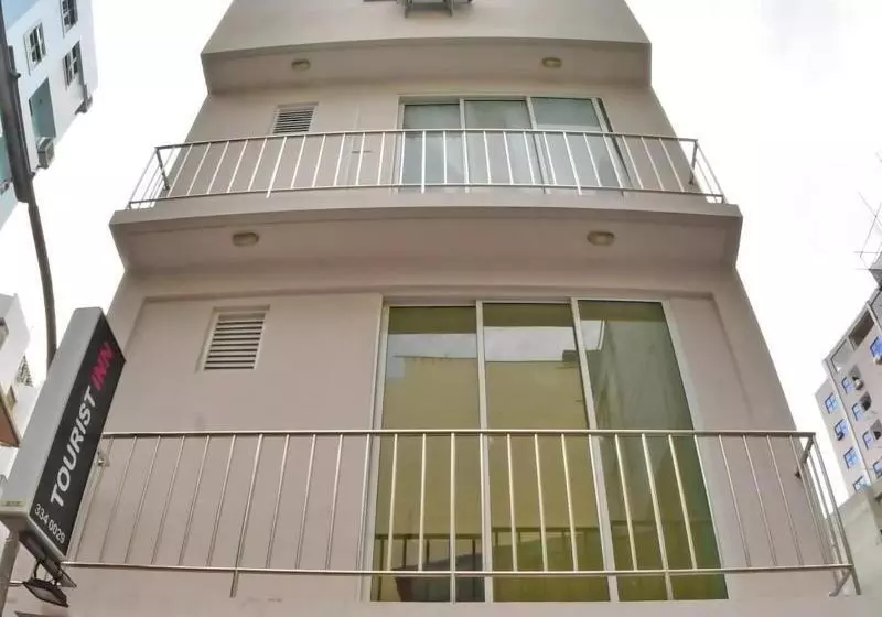 تختخواب و صبحانه Tourist Inn