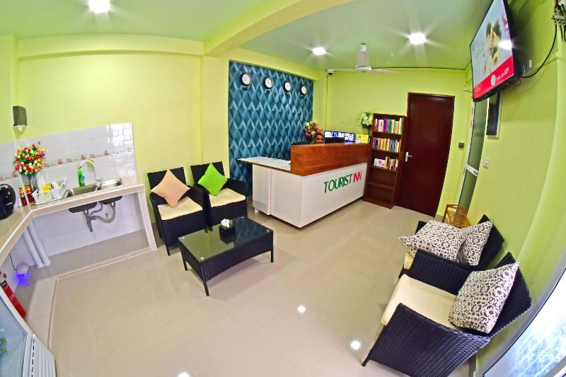 تختخواب و صبحانه Tourist Inn