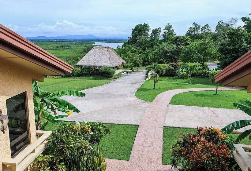 El Regalo Resort