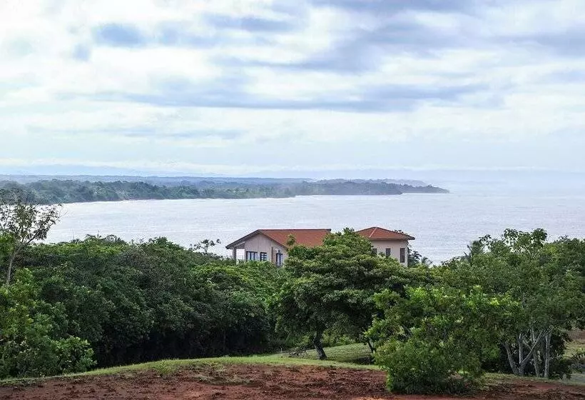 El Regalo Resort