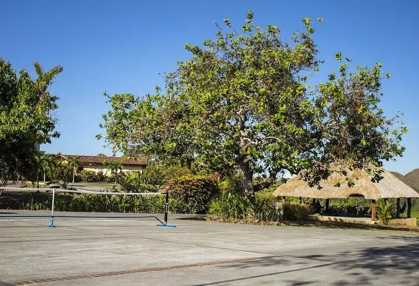 El Regalo Resort