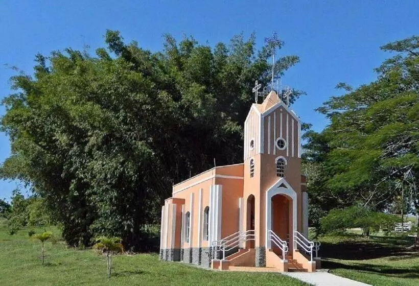 Hotelli Fazenda Ararita