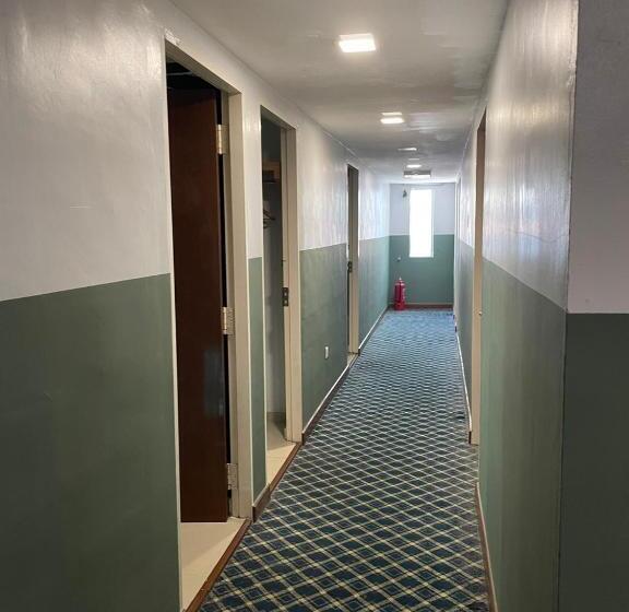 Hotel Room V @ Jalan Megat