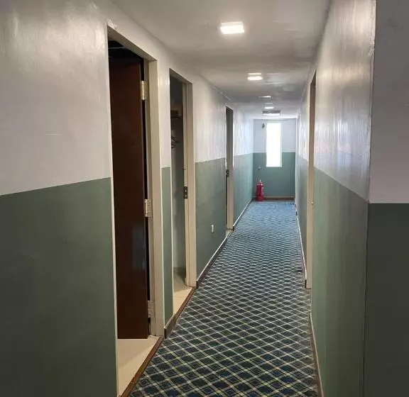 Hotelli Room V @ Jalan Megat