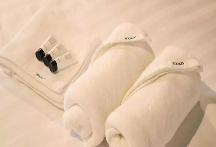 Hotelli Room V @ Jalan Megat