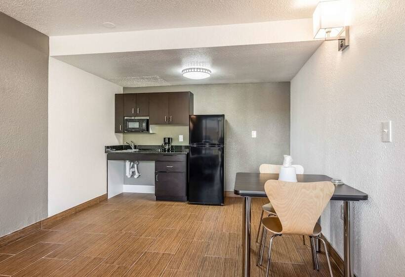 هتل Studio 6little Rock, Ar West