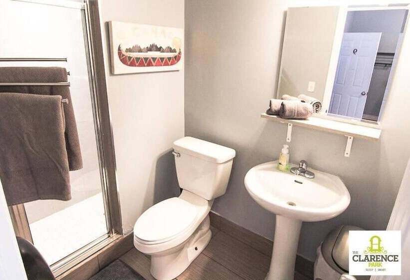 Szálló The Clarence Park