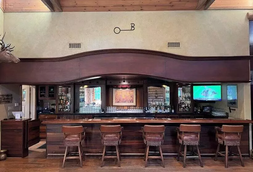 ホテル Circle Bar B Guest Ranch