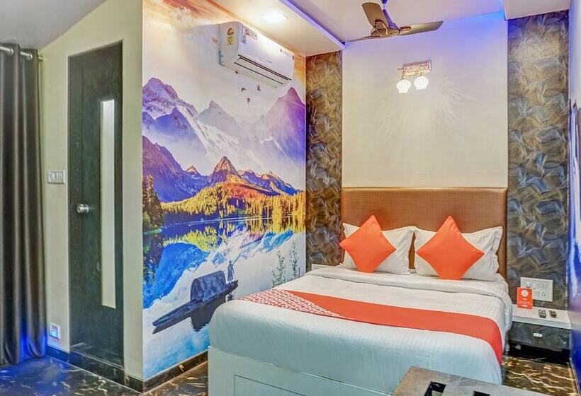 酒店 Oyo 23624 Panchgani Inn