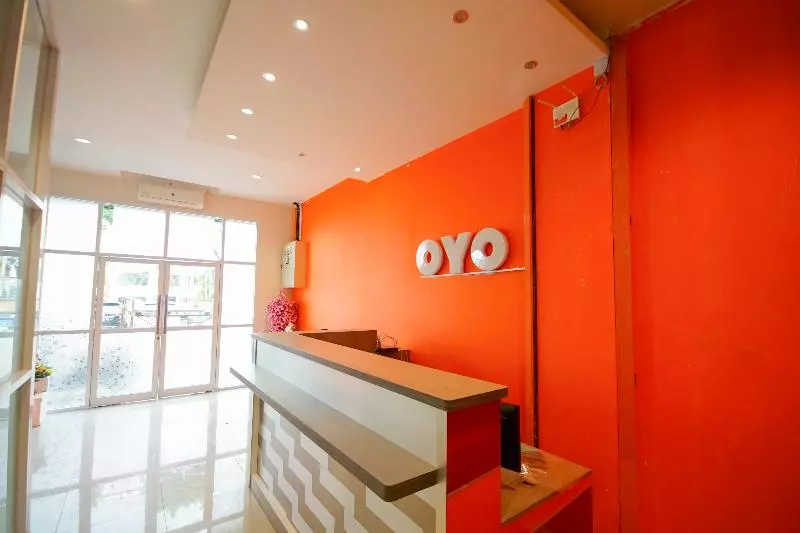 ホテル Oyo 251 The Maximus Inn