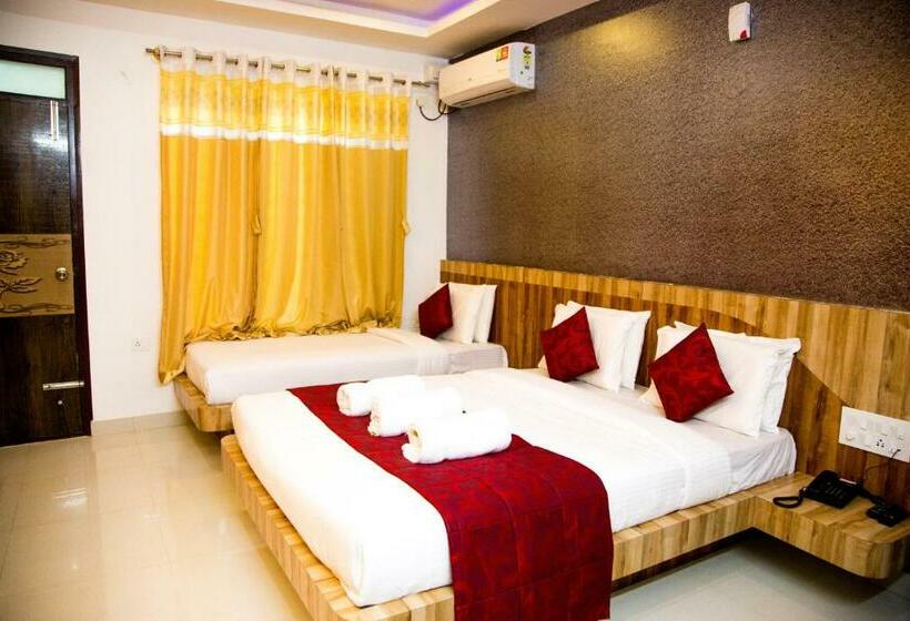 Отель M K Arcade