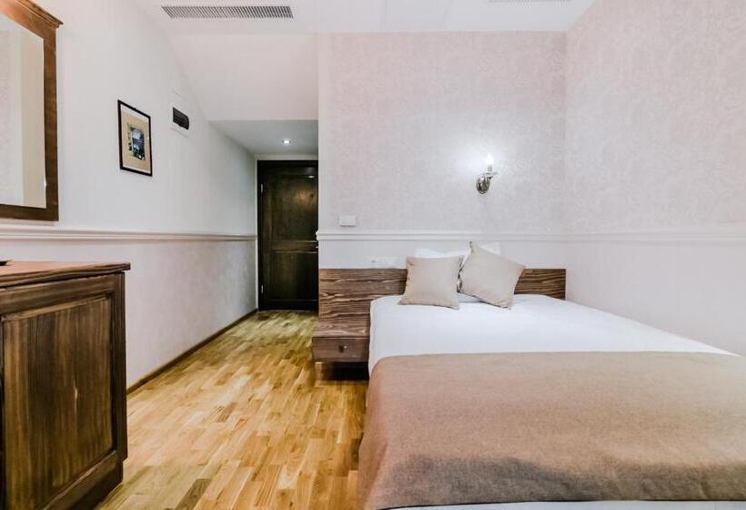 בית מלון כפרי Marina