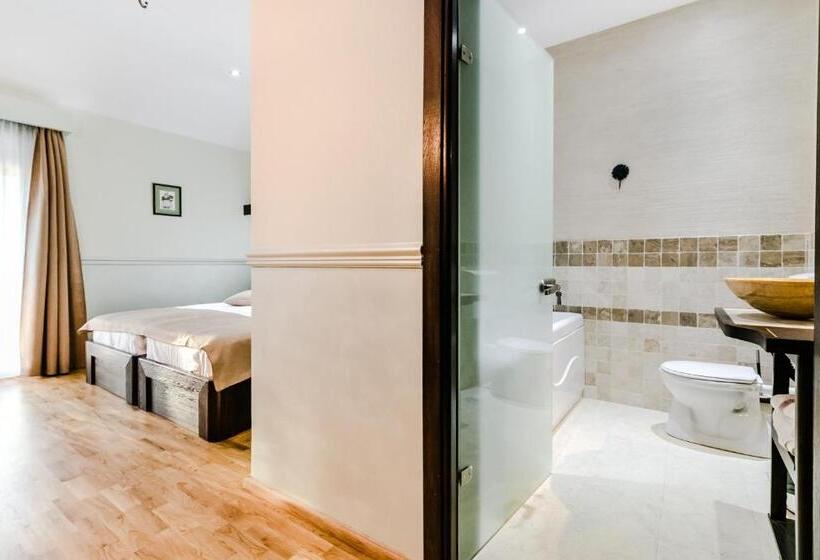 בית מלון כפרי Marina