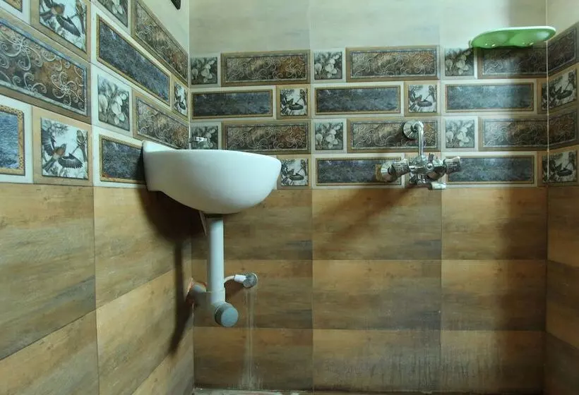 Hotelli Oyo 18456 Anugraha Vasantham