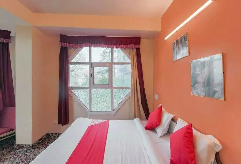 هتل Oyo 22748 Barowalia Resorts