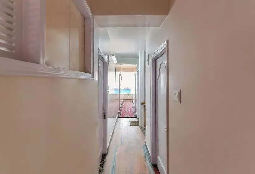 هتل Oyo 22748 Barowalia Resorts