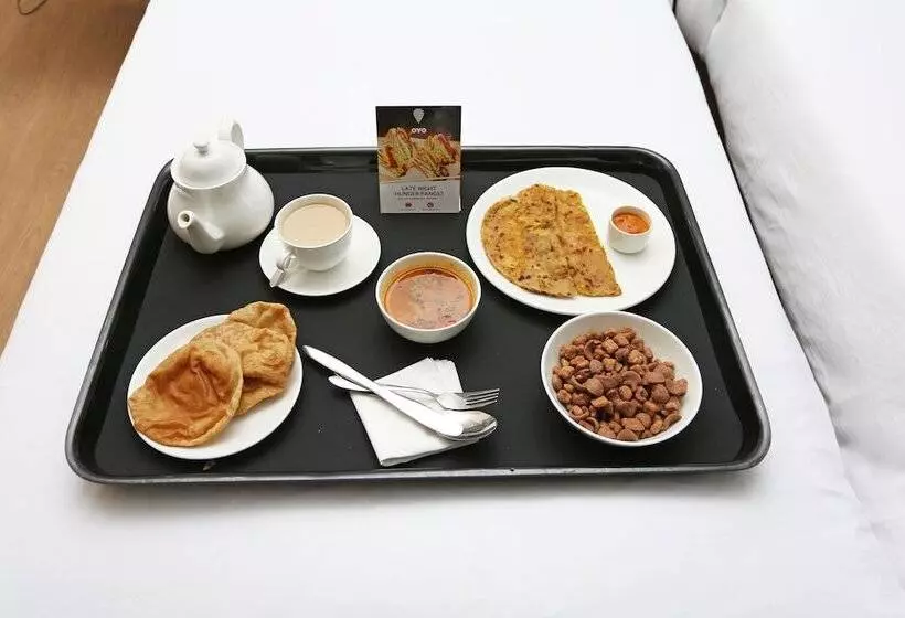 هتل Oyo 22748 Barowalia Resorts
