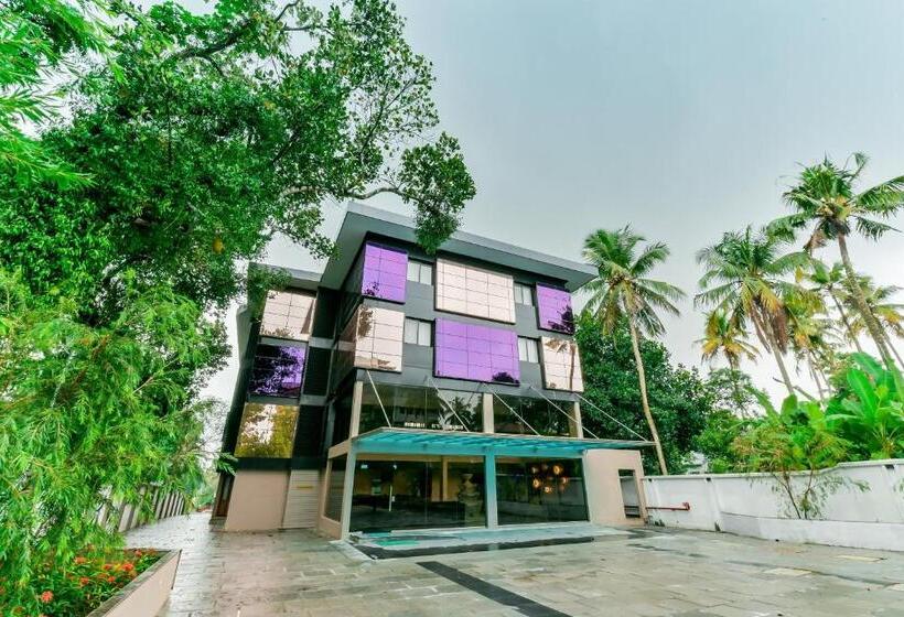 Super Hotel O Edassery Blue Bells