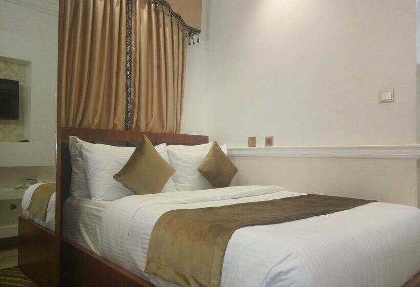 هتل Vanessa Paris