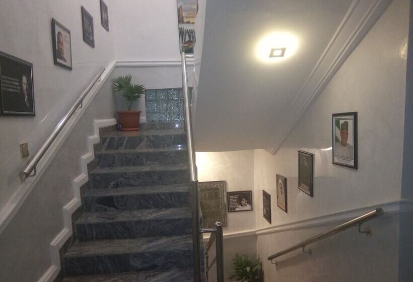 هتل Vanessa Paris