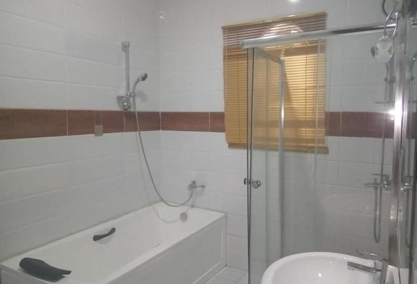 هتل Vanessa Paris