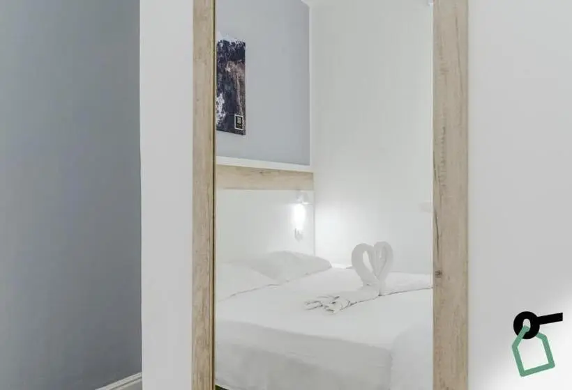 ホテル Hotiday Room Collection - Rapallo