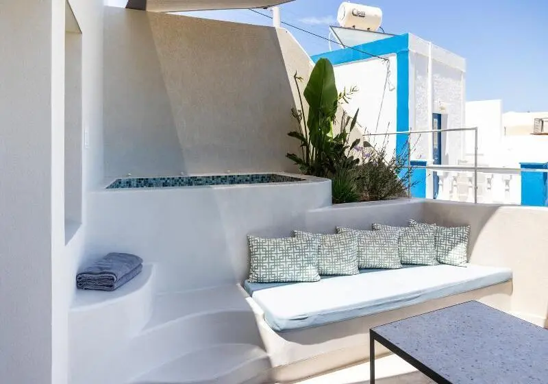 ホテル Hotiday Santorini Mesaria