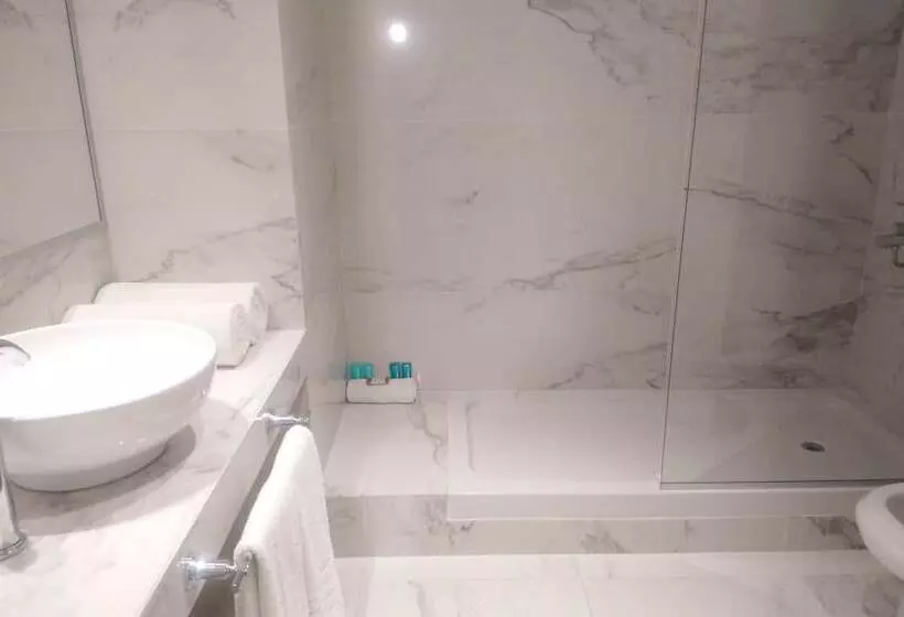 Avellaneda Aparts & Suites