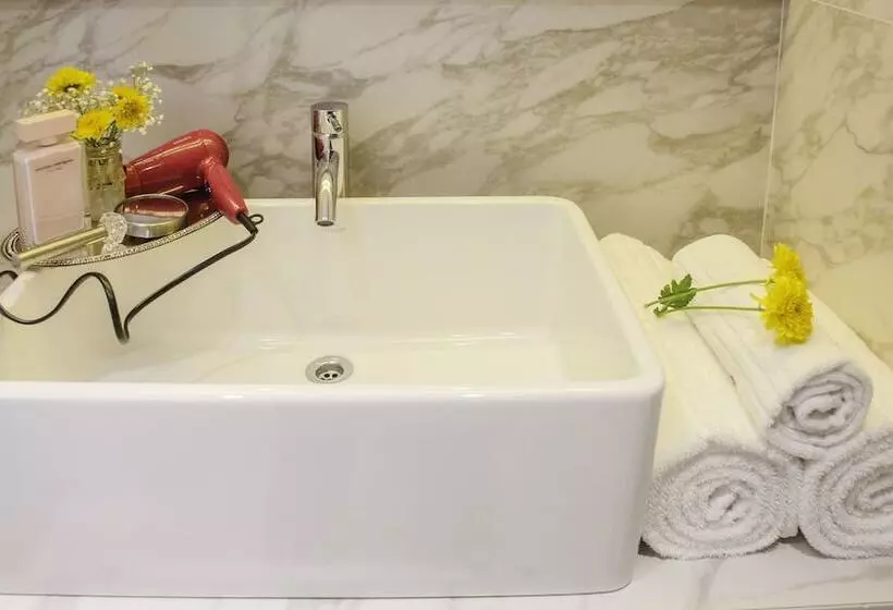 Avellaneda Aparts & Suites