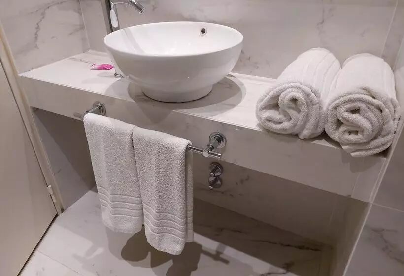 Avellaneda Aparts & Suites