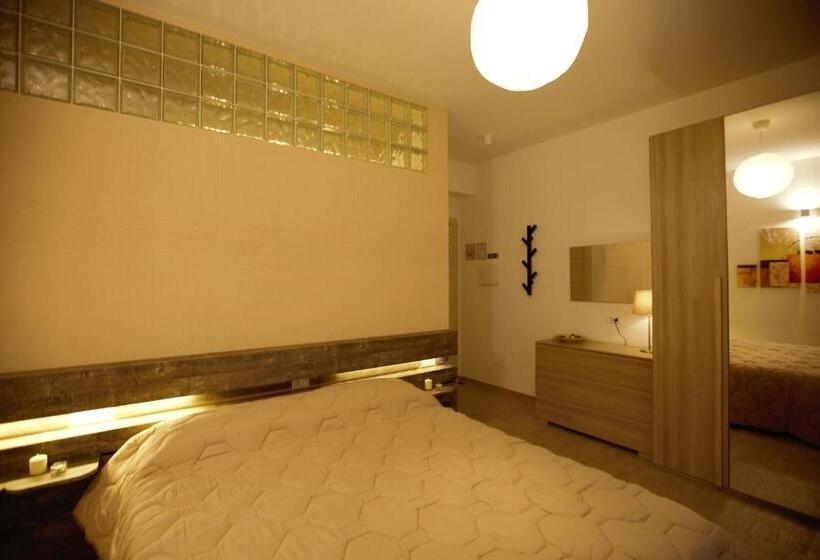 צימר Phalanthos Taranto