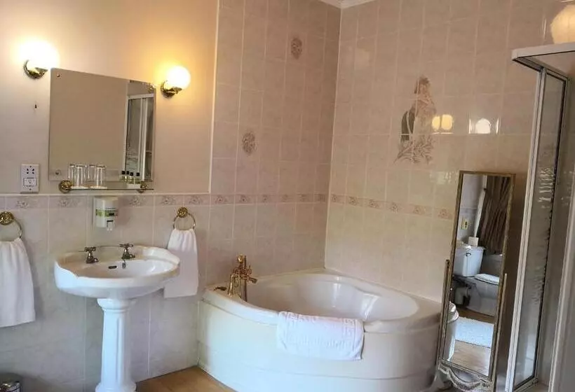 Hotelli Dunmar House