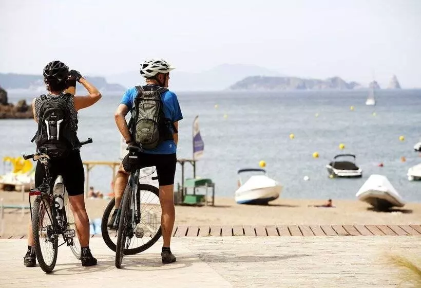 ホテル Hostal Ses Negres