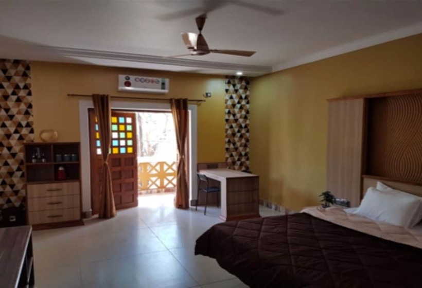 ホテル Jm Vista Suites