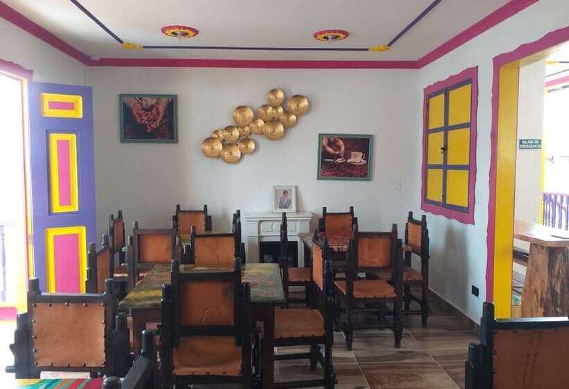 בית מלון כפרי La Tia Emiss