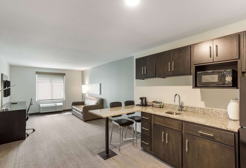 בית מלון כפרי Mainstay Suites Logan Ohio Hocking Hills