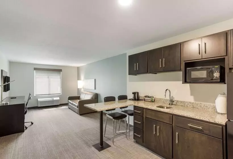 Hotelli Mainstay Suites Logan Ohio Hocking Hills