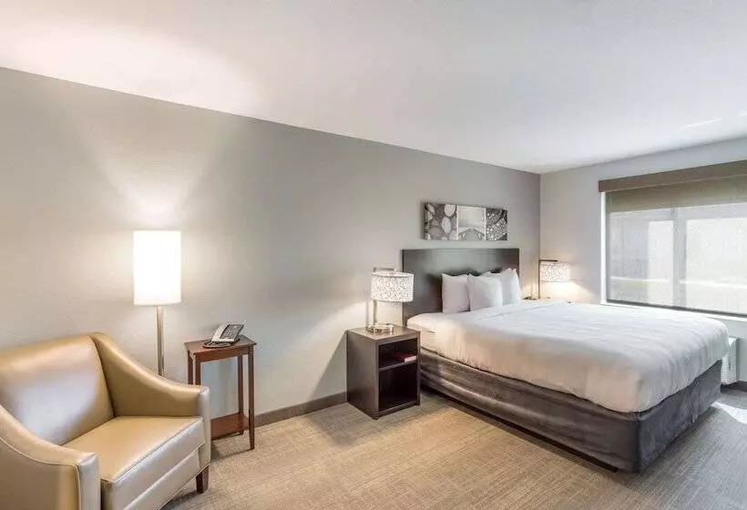 Hotelli Mainstay Suites Logan Ohio Hocking Hills