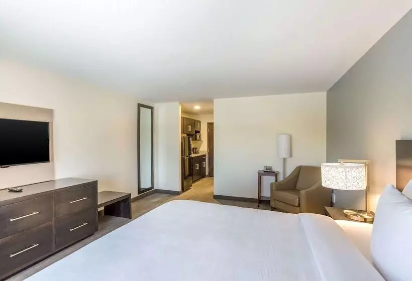 Hotelli Mainstay Suites Logan Ohio Hocking Hills