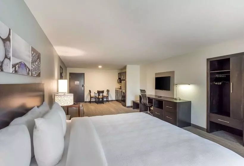 Hotelli Mainstay Suites Logan Ohio Hocking Hills