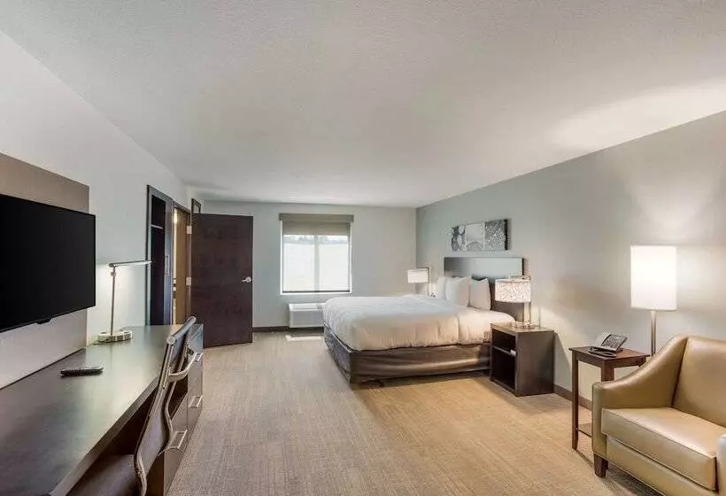 Hotelli Mainstay Suites Logan Ohio Hocking Hills