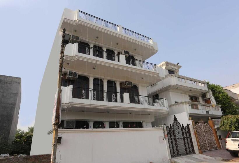 호텔 Oyo 18669 Shree Palce