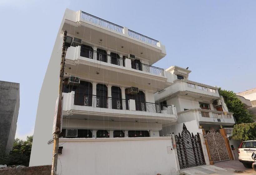 호텔 Oyo 18669 Shree Palce