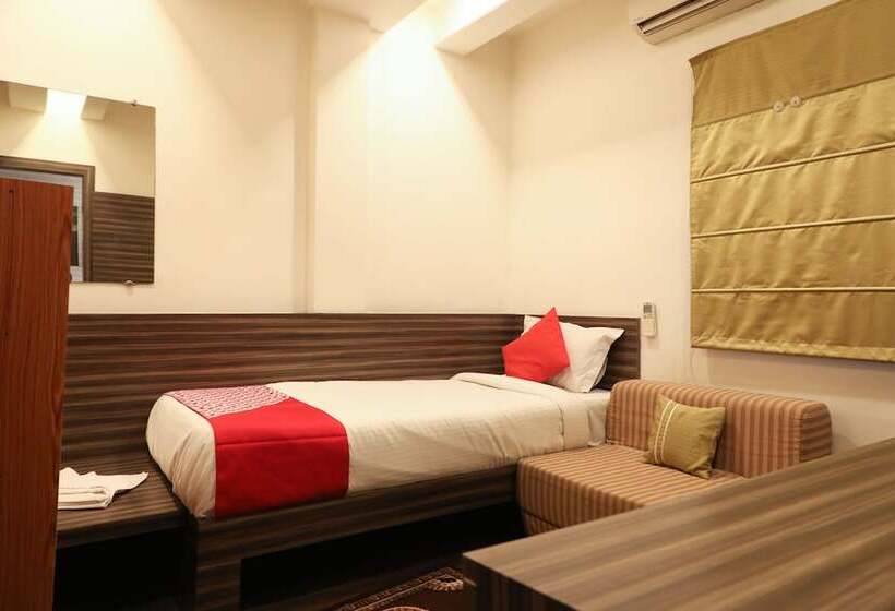 Hotel Oyo 22903 Sukoon Service Apartments